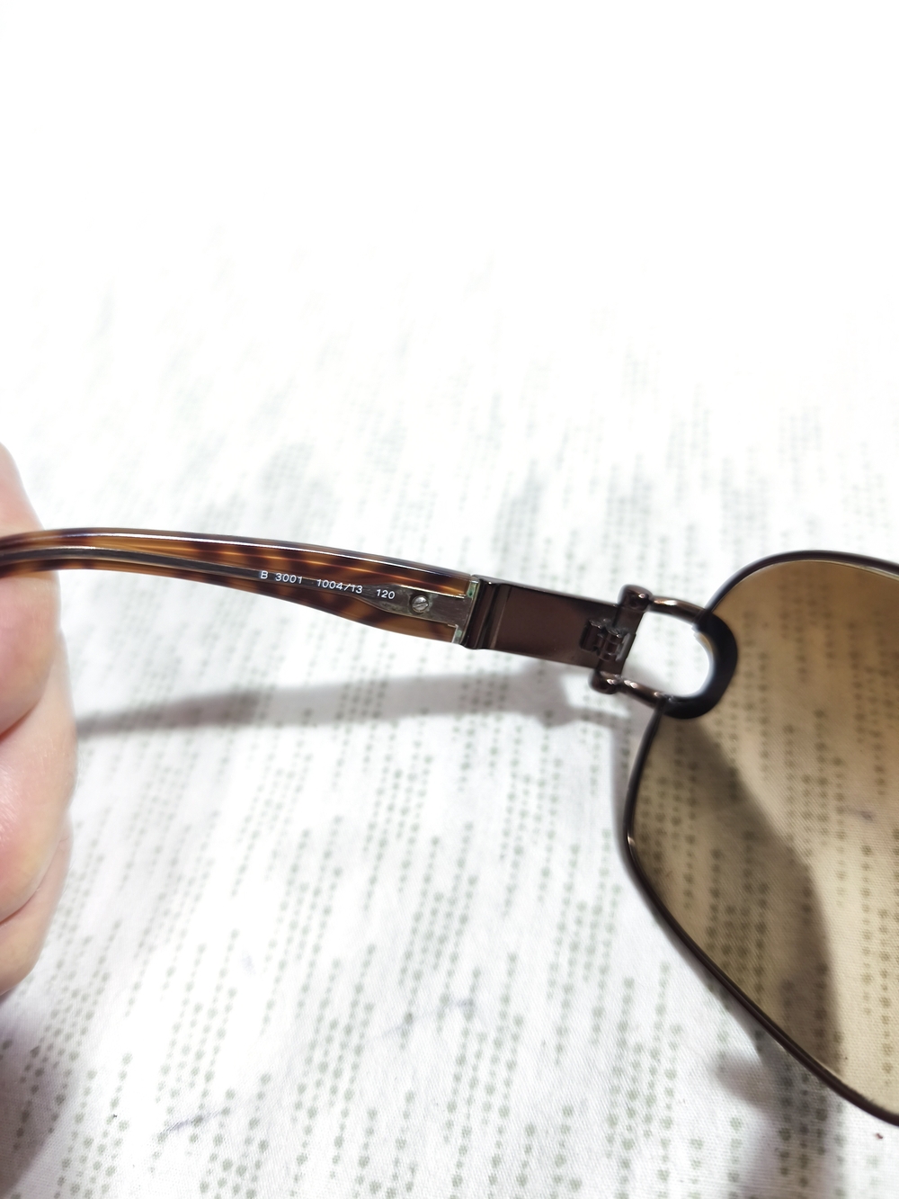 Burberry Vintage Brown Shield Sunglasses for Men - Gradient Brown Lenses - Picture 7 of 12